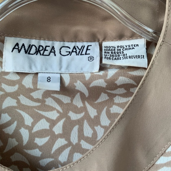 Vintage Andrea Gayle tan & cream, stylish fringe & pleated skirt & jacket set! - Picture 4 of 8